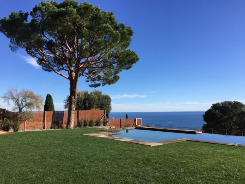 Stage de yoga en Espagne sur la Costa Brava à la Villa Pi Blau ! Stage de yoga en Espagne sur la Costa Brava à la Villa Pi Blau !